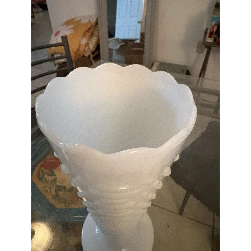 VTG Anchor Hocking Milk Glass Hobnail Bar Scalloped Vase Pedestal 9.5